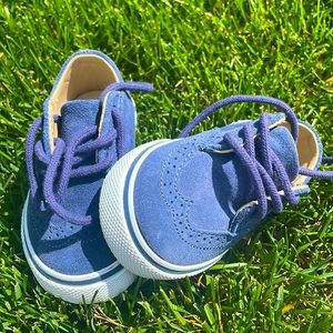 Janie and Jack Boys dress sneakers